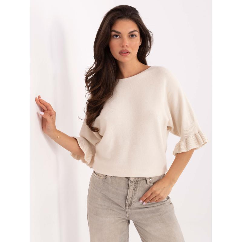 Krém színű női pulóver 3/4-es ujjakkal