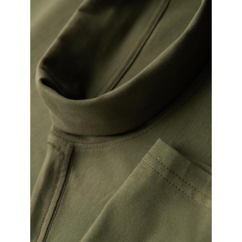 Férfi pulóver hosszú ujjú és garbóval – sötét olíva V4 OM-LSCL-0130