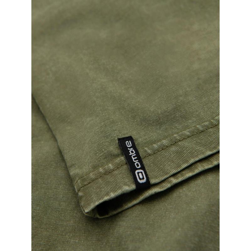 Pánské tričko s efektem vyprání a knoflíky u výstřihu – olivové V4 OM-TSWT-0150