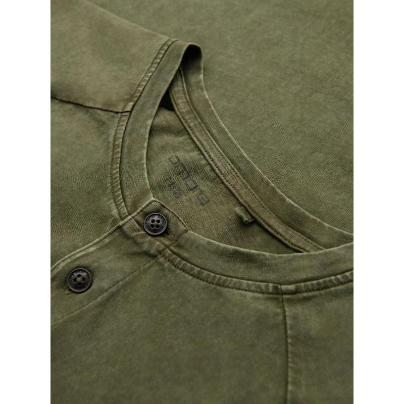 Pánské tričko s efektem vyprání a knoflíky u výstřihu – olivové V4 OM-TSWT-0150