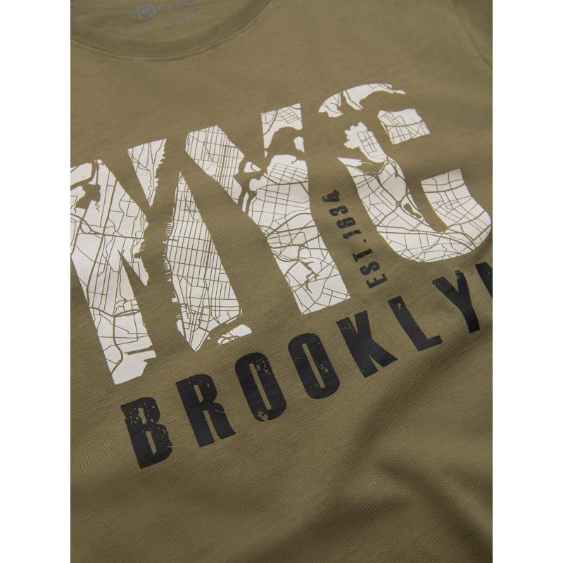 Pánské tričko s dlouhým rukávem s městským potiskem – olivově zelené V1 OM-LSPT-0131