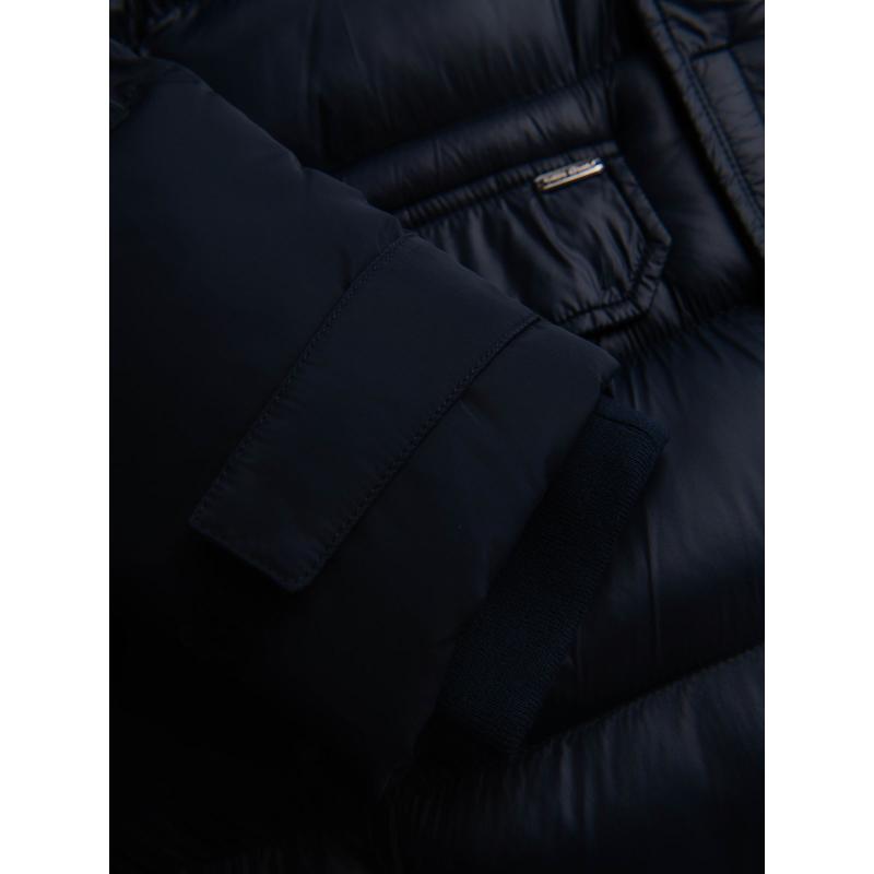 Férfi steppelt kabát kombinált anyagokból és kapucnival – sötétkék V3 OM-JALJ-0266