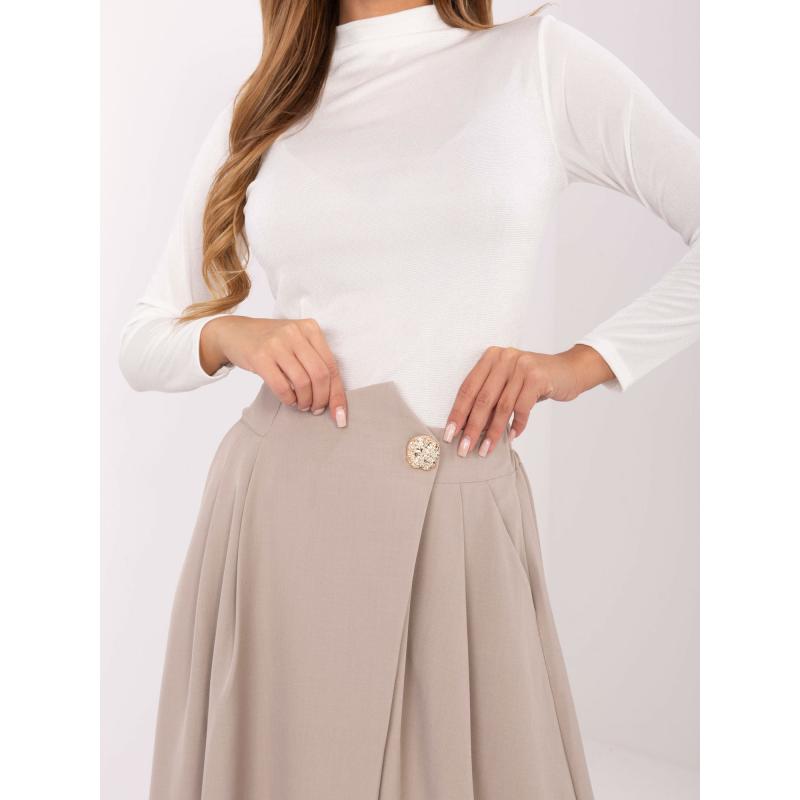 Ecru blúz hosszú ujjakkal és fél nyakkivágással RUE PARIS.