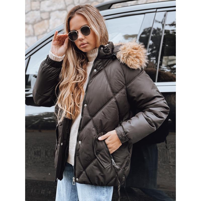 Női steppelt téli kabát kapucnival, fekete