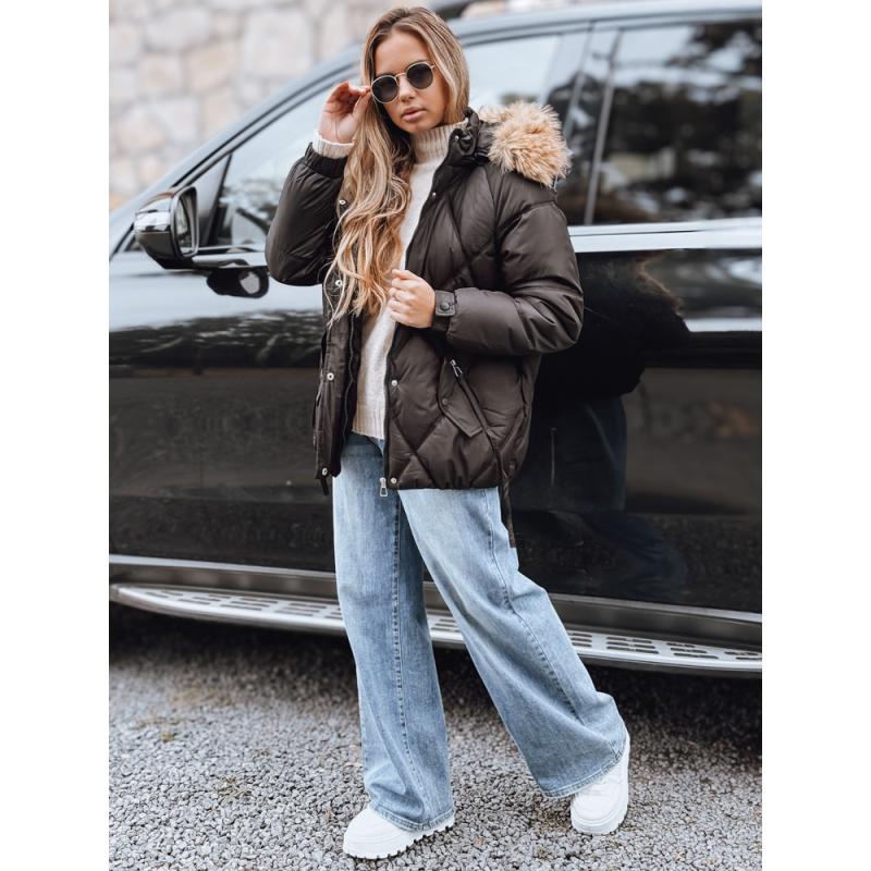 Női steppelt téli kabát kapucnival, fekete