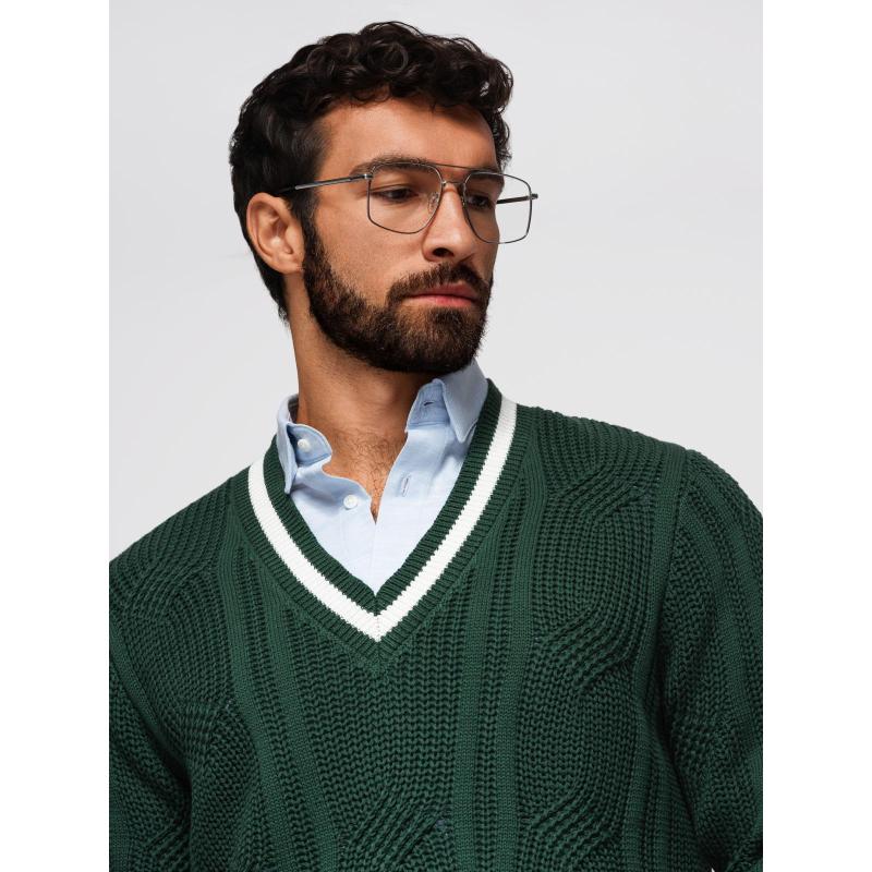 Pánsky sveter s kockovaným vzorom a okrúhlym výstrihom – zelený V3 OM-SWSW-0151