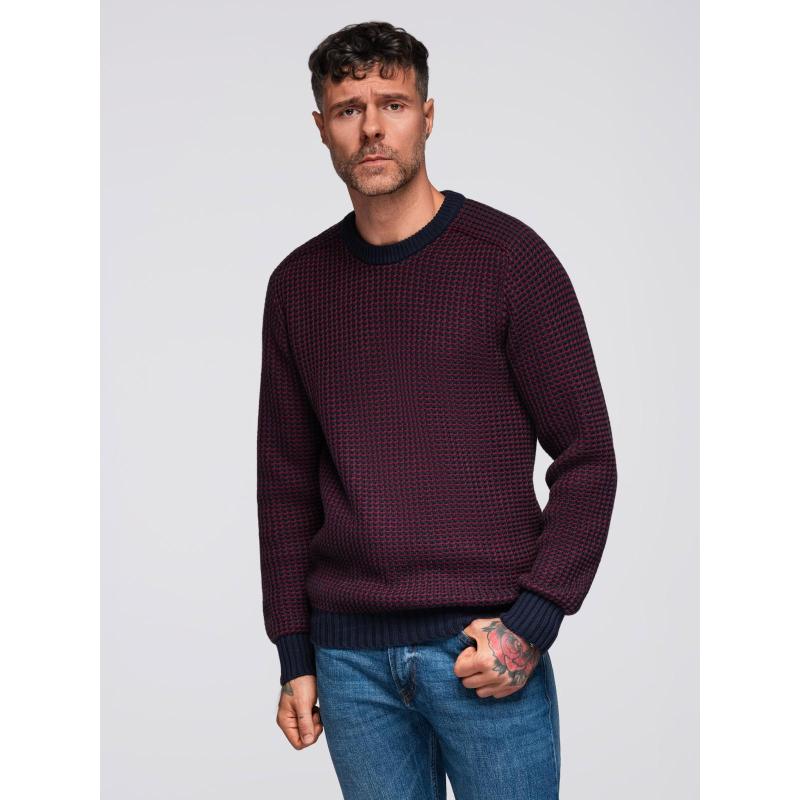 Pánsky sveter s kontrastnou väzbou a okrúhlym výstrihom – gaštanovo hnedý V1 OM-SWSW-0122