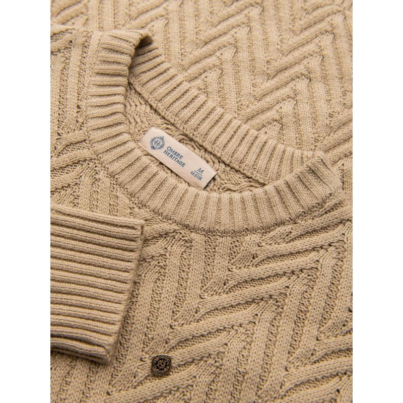 Pánsky sveter so zigzagovým vzorom – pieskový V1 OM-SWSW-0147