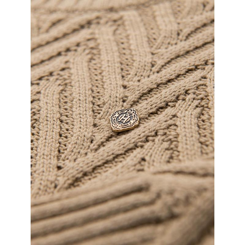 Pánsky sveter so zigzagovým vzorom – pieskový V1 OM-SWSW-0147