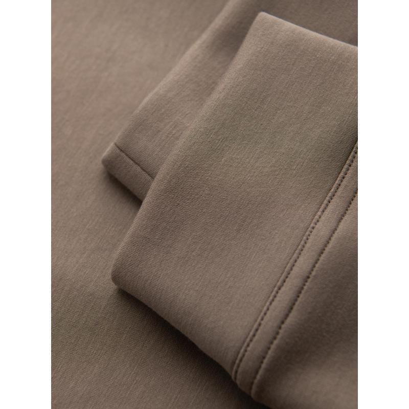 Férfi melegítőnadrág bordás szárral és gumibélyegzéssel – hamuszürke V3 OM-PASK-0223