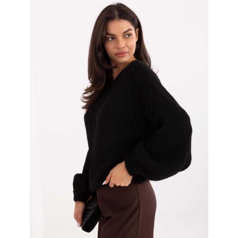 Černý oversize svetr s copánkovým vzorem