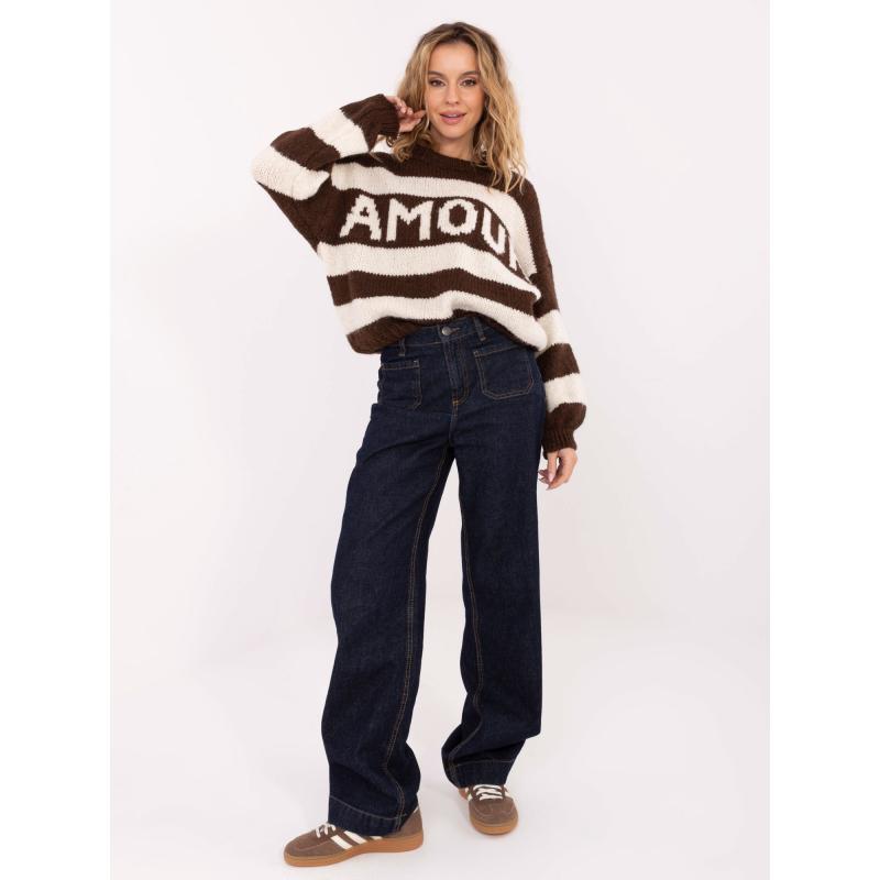 Hnědo-ecru oversize svetr s kulatým výstřihem