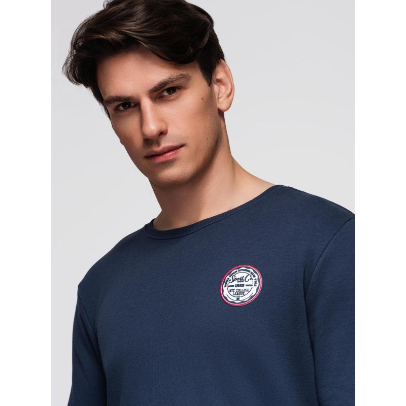 Pánská mikina s kulatým výstřihem a nášivkou – tmavě modrá V2 B1713