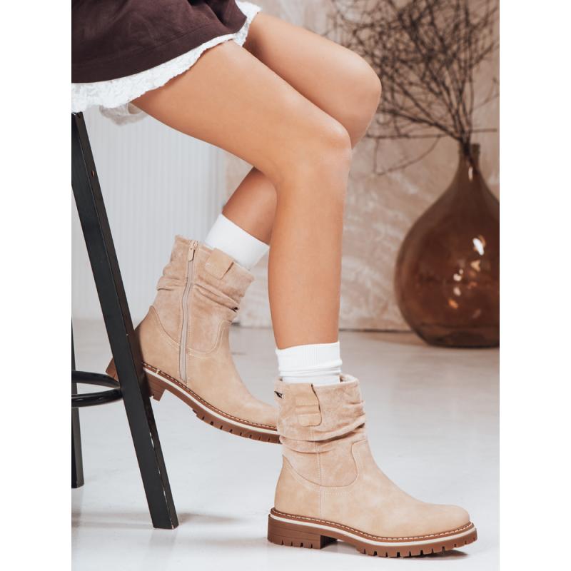 Női velúr csizma bézs