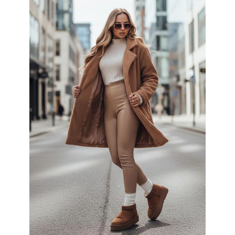 Dámský zimní kabát s kožešinovou podšívkou, kamelová barva