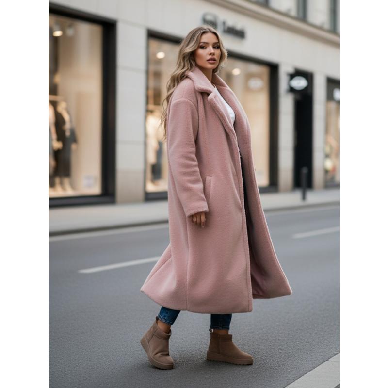Dámský zimní kabát z dlouhé růžové teddy kožešiny