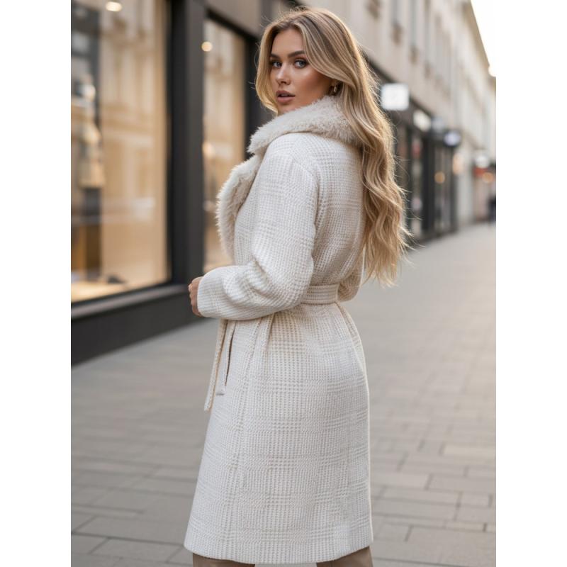 Dámský kabát s kožešinou v béžové barvě