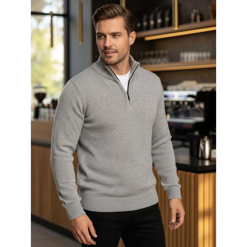 Pánský svetr s rolákem světle šedý