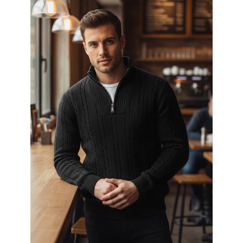 Férfi pulóver rollos gallérral, fekete színben