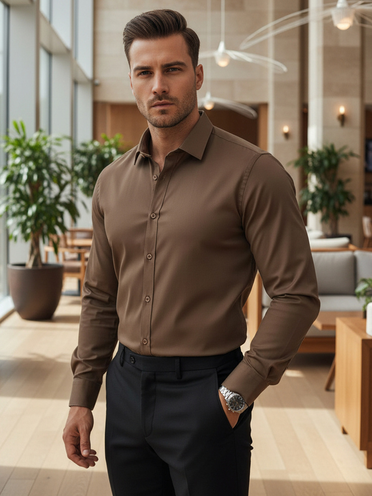 Férfi elegáns slim fit egyszínű ing, barna