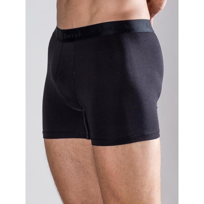 Fekete férfi boxeralsó