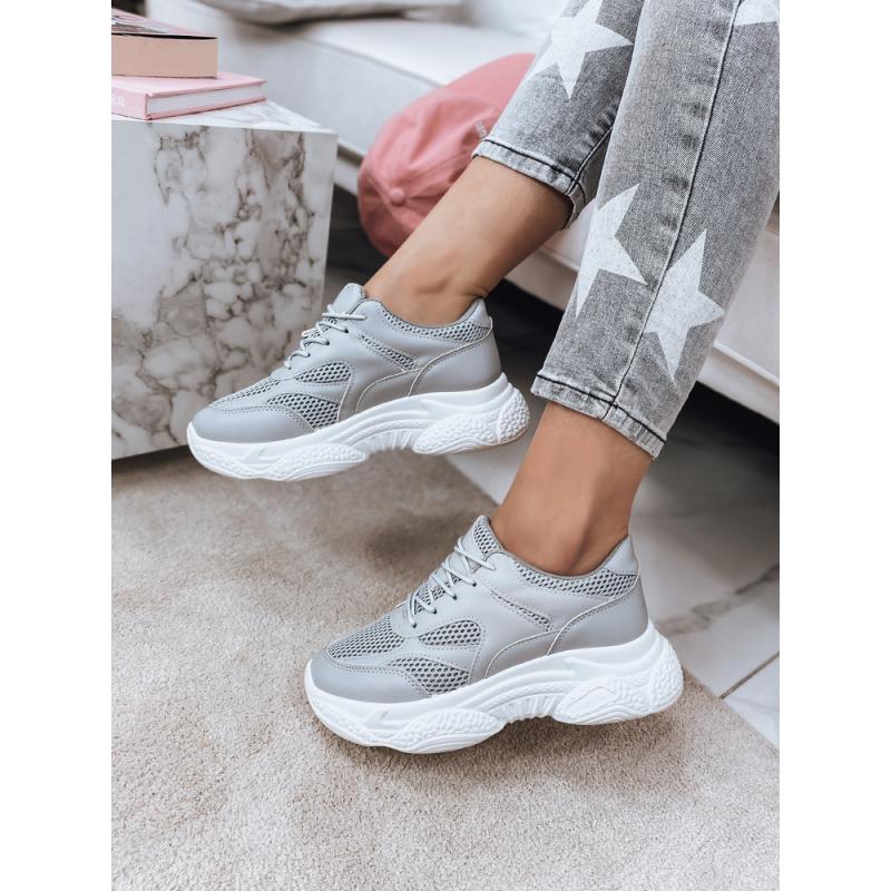 Női tornacipő RISNA szürke