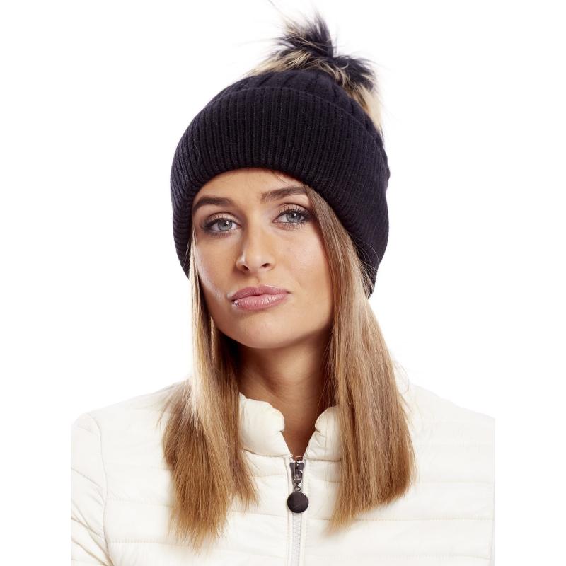 Dámská čepice s lemem žebrovaná černá 