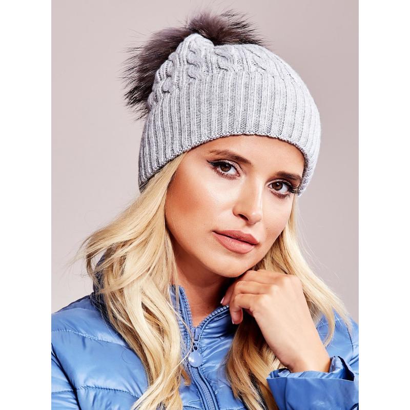 Dámska čiapka s mašľou a kožušinovou bambulou sivá