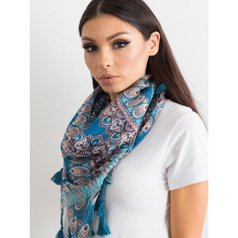 Modrý šátek s etnickým vzorem