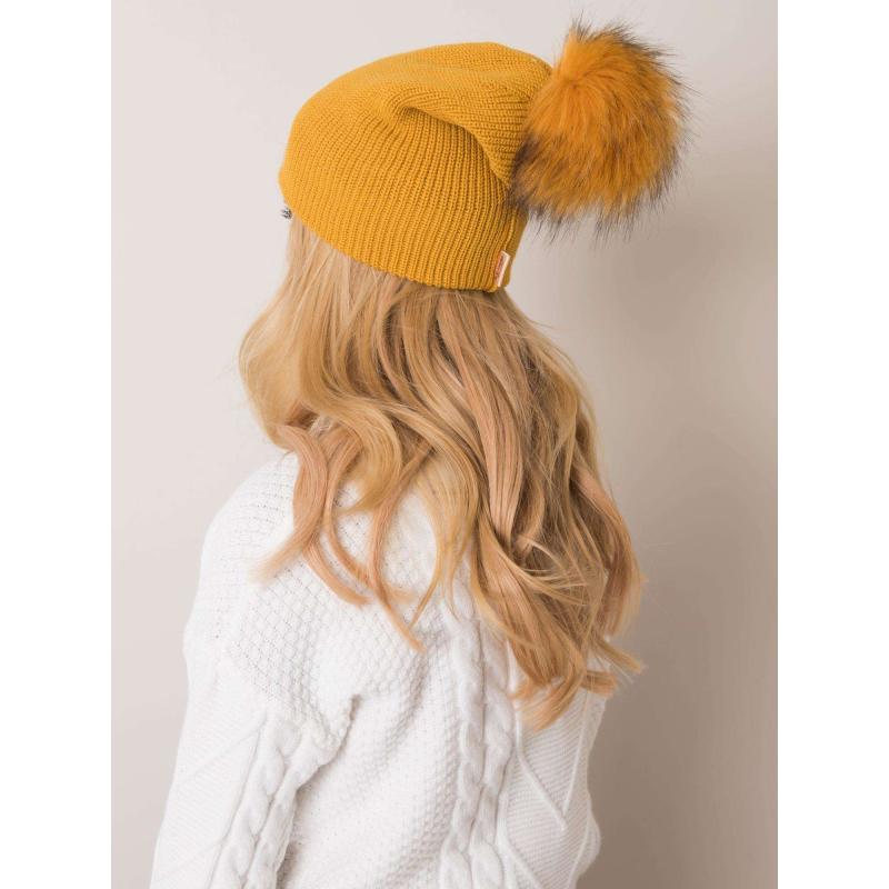 Dámská čepice s bambulí RUE PARIS hořčicová 