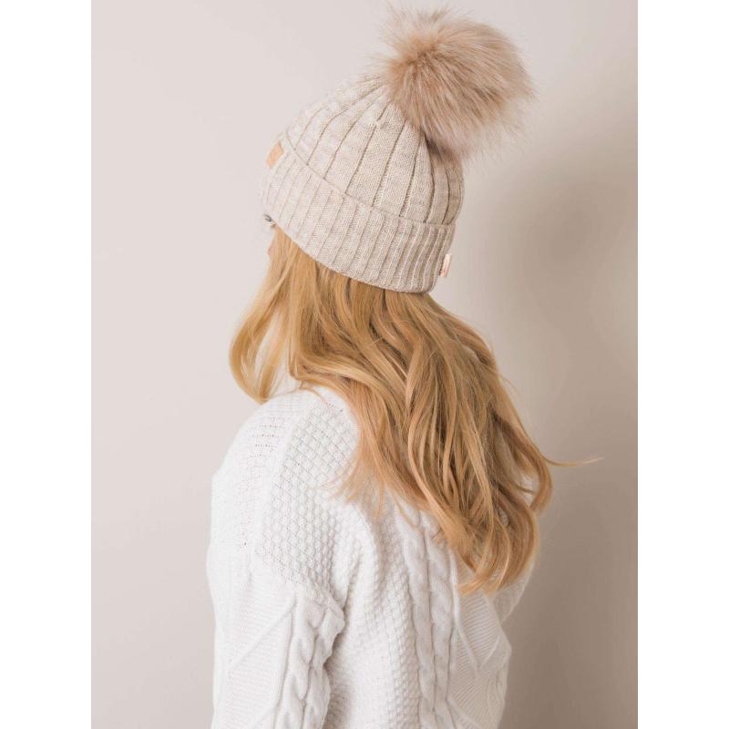 Béžová zimní čepice RUE PARIS