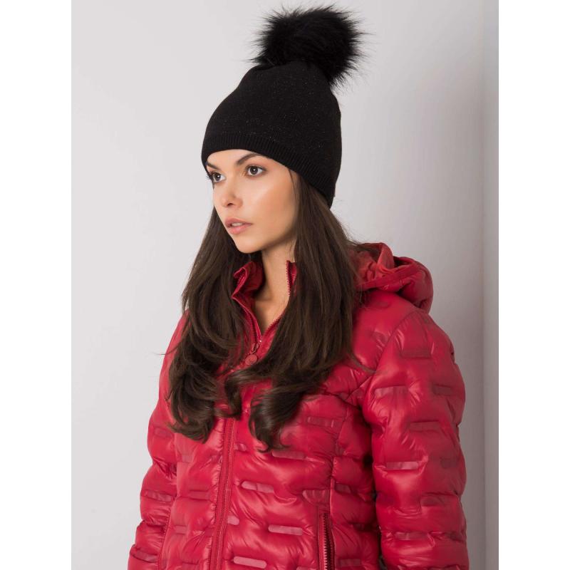Dámská čepice s bambulí černá 