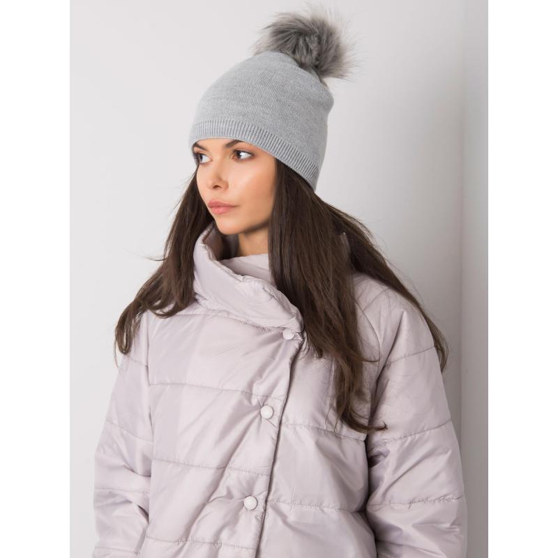 Dámská čepice s bambulí šedá 