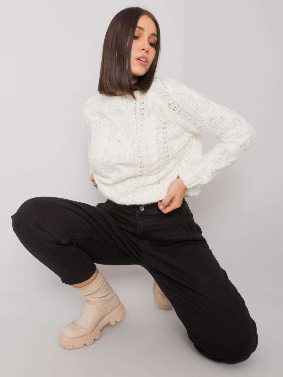 Női egyenes plus size farmernadrág JOHANA fekete