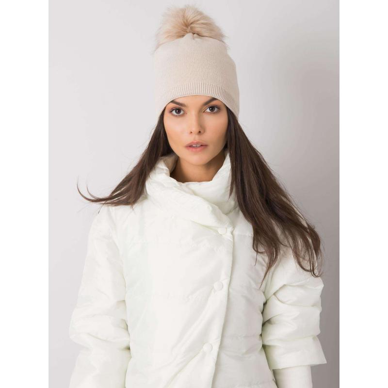 Dámská čepice s bambulí zateplená béžová