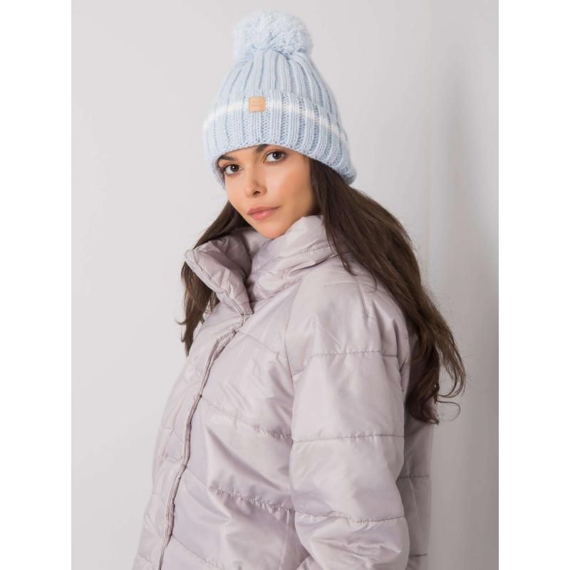 Dámská čepice s bambulí světle modrá 