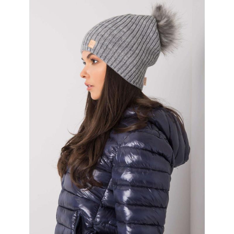 Női pomponos sapka szigetelt szürke