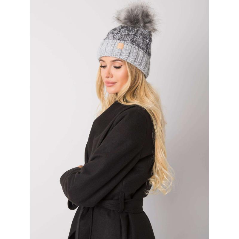 Női pompomos sapka Ally RUE PARIS szürke