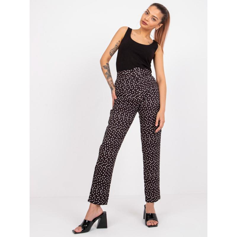 Női KYOTO nadrág övvel, fekete színű