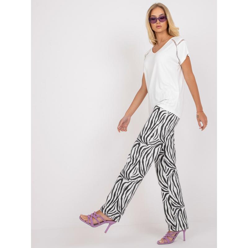 Dámská halenka pro každodenní nošení s výstřihem ve tvaru V ZOE ecru