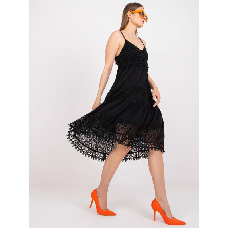 Női pántnélküli ruha csipkével OCH BELLA fekete