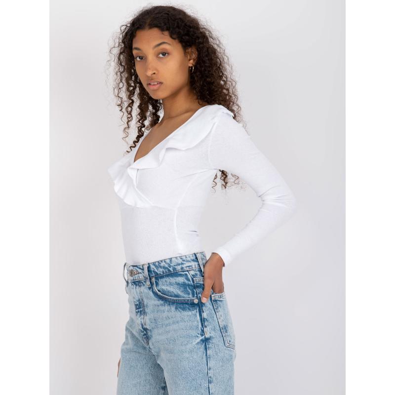 Dámská halenka s výstřihem do V žebrovaná RUE PARIS bílá  