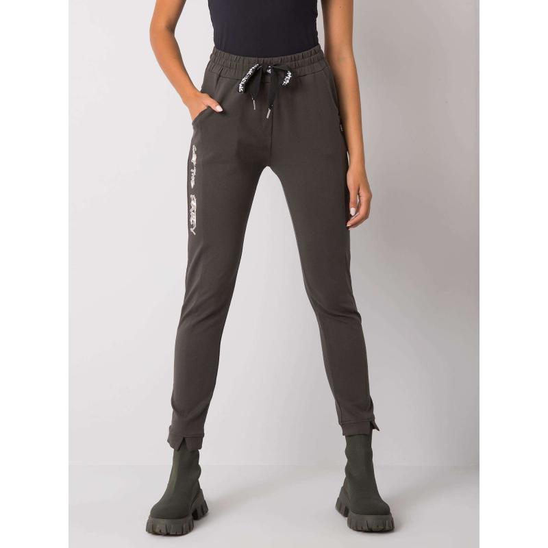 Női melegítőnadrág PEYTON felirattal sötét khaki színű