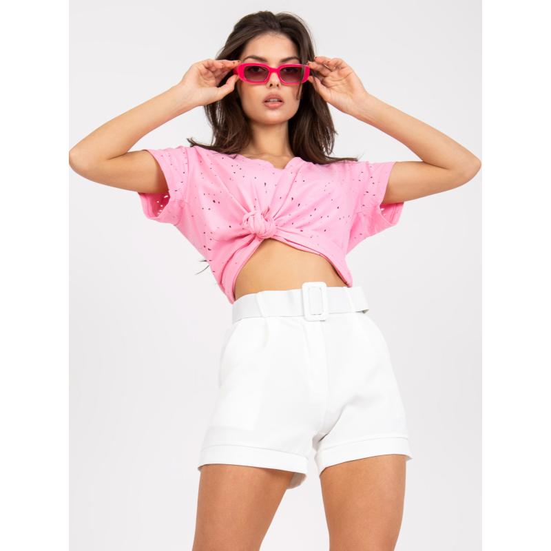 Női rövidnadrág övvel és zsebekkel ALVARA fehér