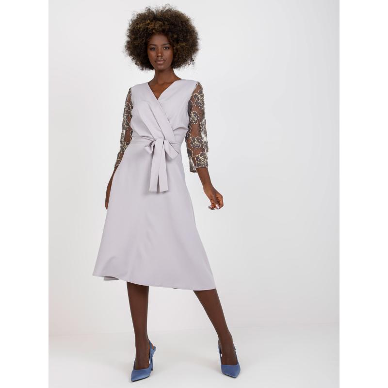 Dámské šaty s výstřihem midi koktejlové PATSY šedé  