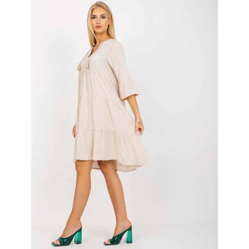 Női 3/4 ujjú túlméretezett fodros ruha LETTIE világos bézs színű