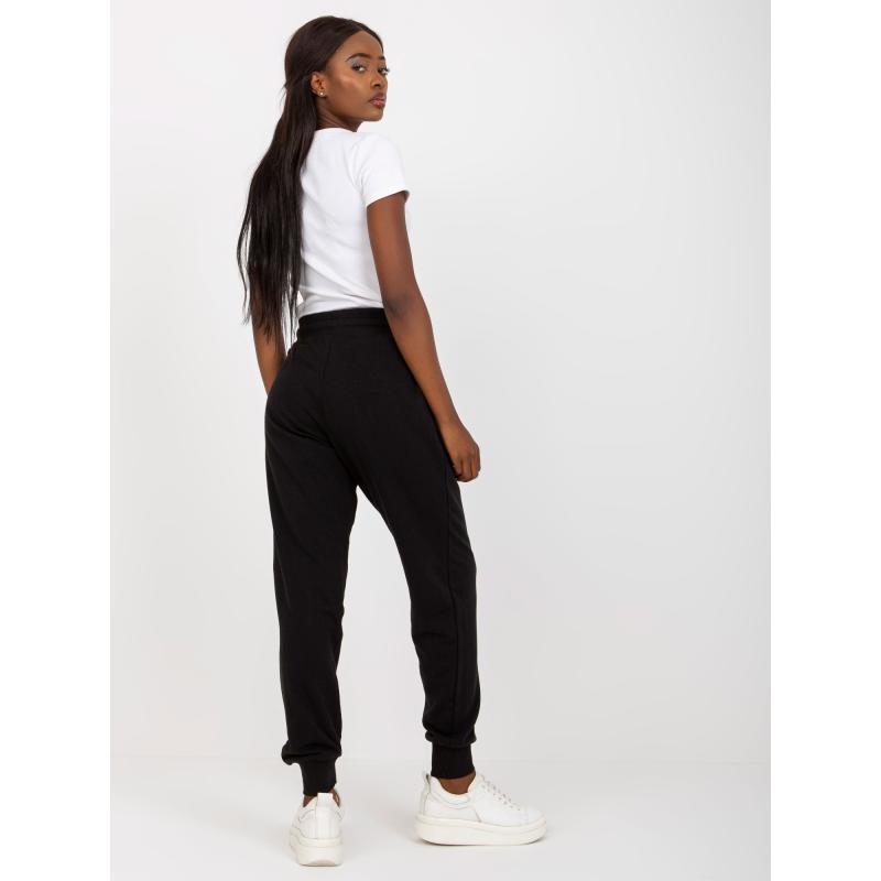 Női melegítőnadrág zsebekkel BASE fekete