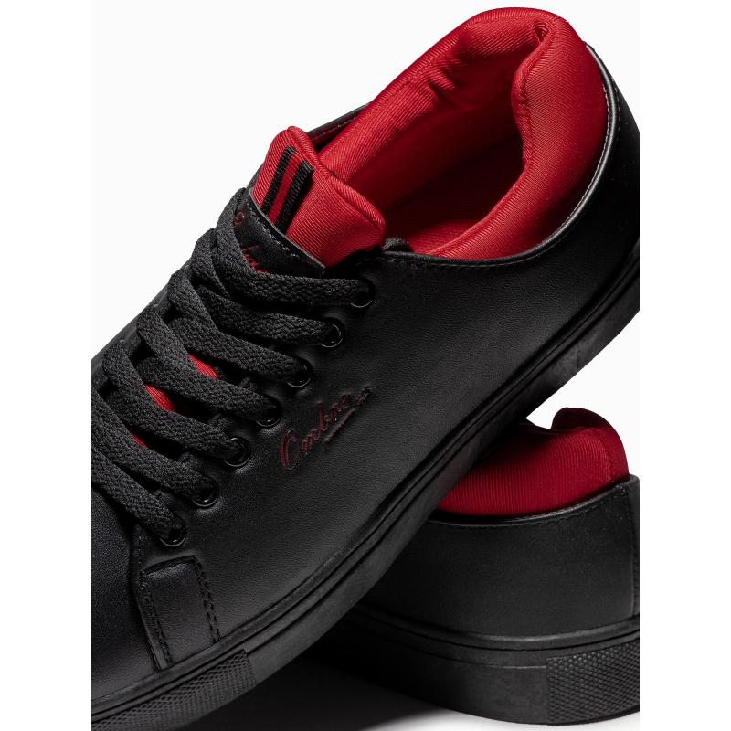 Férfi cipő – fekete T333