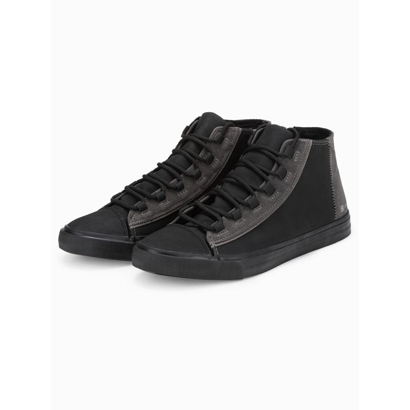 Férfi cipő kontrasztos elemekkel – fekete OM-FOTH-0140