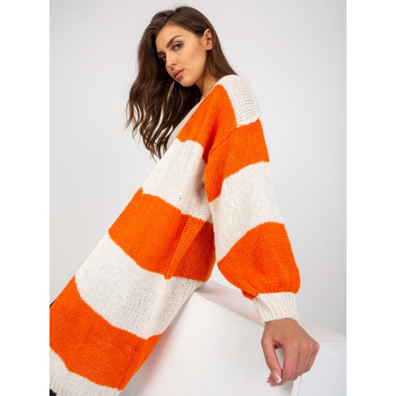 Női kötött pulóver OCH BELLA ecru-narancs